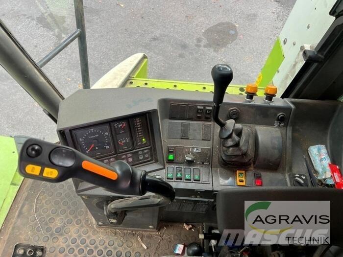 CLAAS MEDION 310 Kombajni
