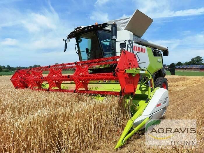 CLAAS TRION 650 Kombajni