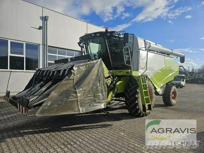 CLAAS TUCANO 570 Kombajni