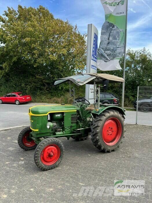 Deutz-Fahr F2 L612/5 Traktori