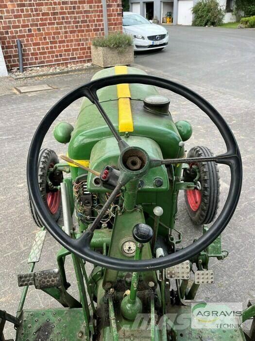 Deutz-Fahr F2 L612/5 Traktori