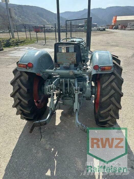 Eicher ES202 Traktori