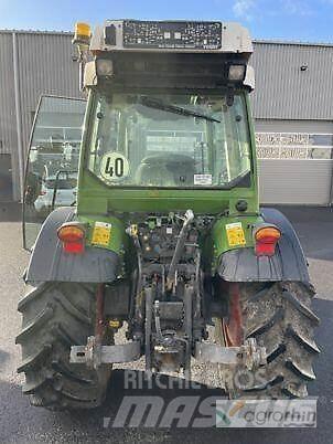 Fendt 211F Traktori