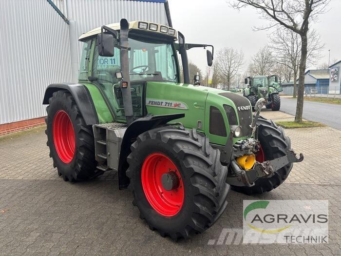 Fendt 711 VARIO Traktori