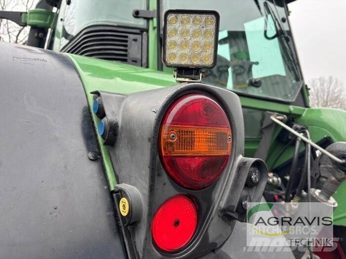 Fendt 712 VARIO Traktori