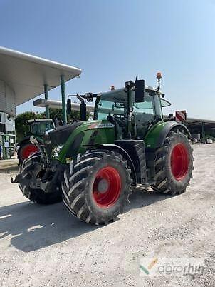 Fendt 724 profi + Traktori