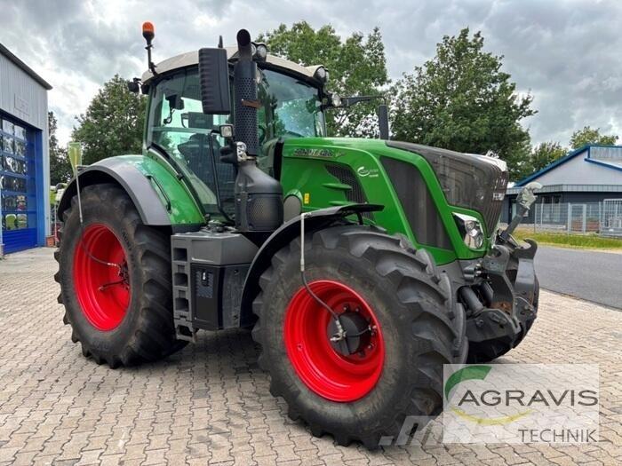 Fendt 828 VARIO S4 Traktori
