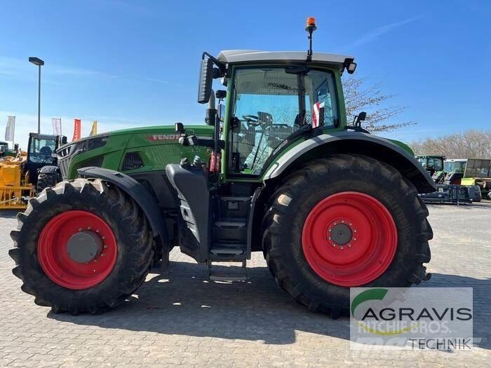 Fendt 930 VARIO GEN-6 Traktori