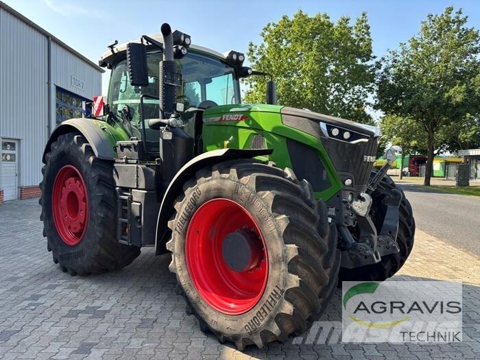 Fendt 942 VARIO GEN-7 Traktori