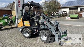 GiANT G2200E Utovarivači na točkove