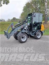 GiANT G2300 HD Utovarivači na točkove