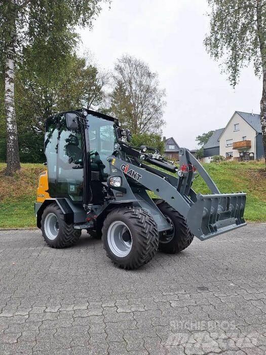 GiANT G2300 HD Utovarivači na točkove