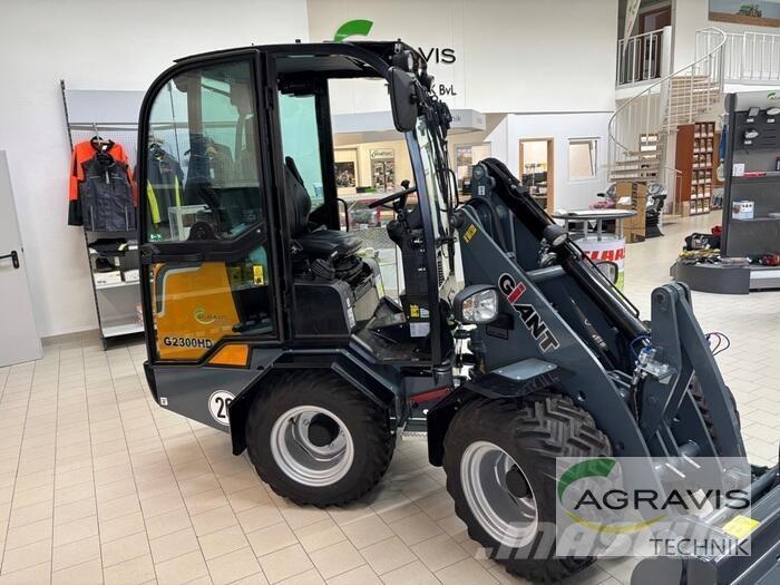 GiANT G2300 HD Utovarivači na točkove