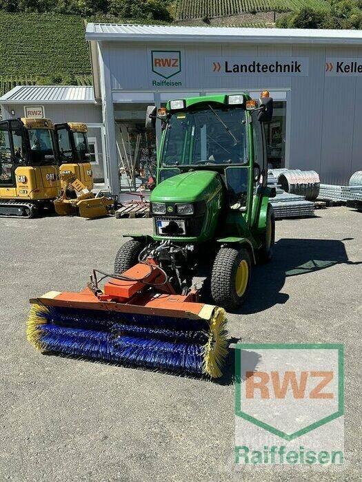 John Deere 2320 Manji traktori