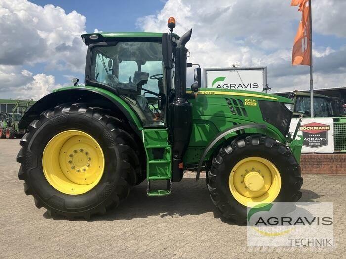 John Deere 6215 R Traktori