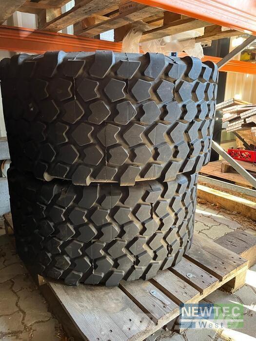  KR445/45R19.5 Gume, točkovi i felne