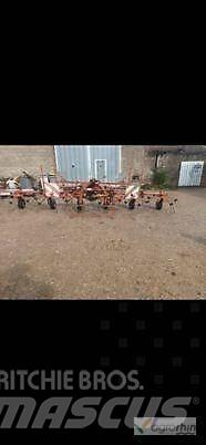 Kuhn 3F6301MH Okretači i sakupljači sena