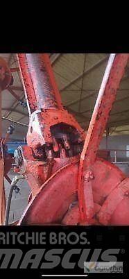 Kuhn 3F6301MH Okretači i sakupljači sena