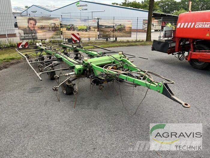 Kverneland 6913 Okretači i sakupljači sena