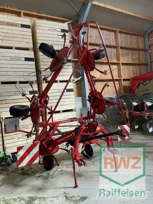Lely Lotus 770 Okretači i sakupljači sena