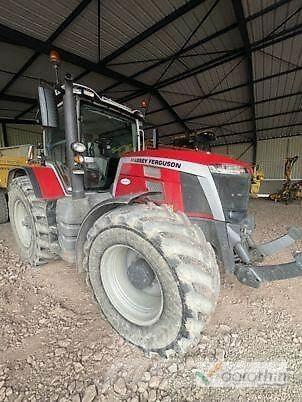 Massey Ferguson 8S245 Traktori