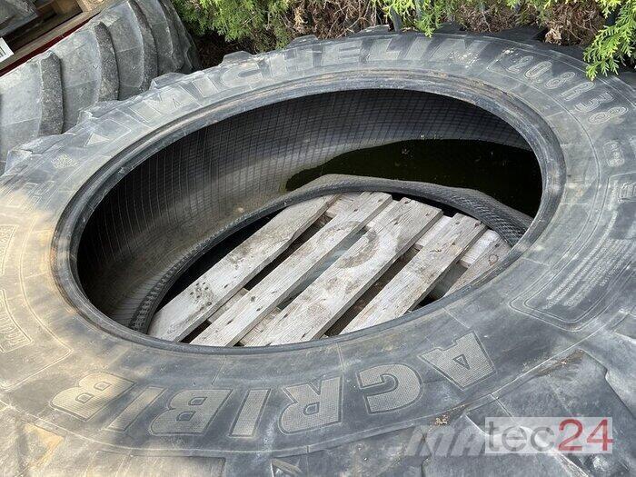 Michelin 20.8R38 Gume, točkovi i felne