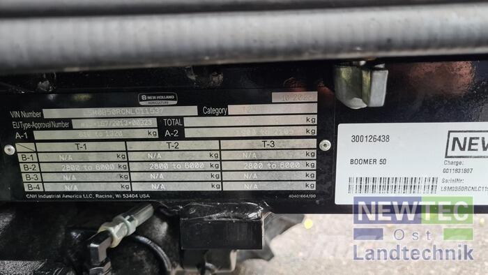 New Holland BOOMER 50 Traktori