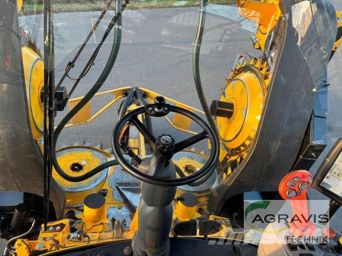 New Holland FR 700 Mašine za stočnu hranu sa sopstvenim pogonom