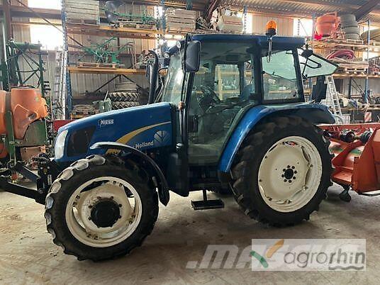 New Holland T5040 Traktori