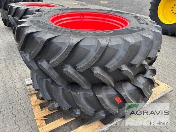 Pirelli KR 520/85R42 Gume, točkovi i felne