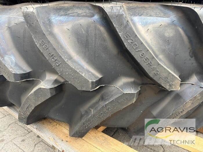 Pirelli KR 520/85R42 Gume, točkovi i felne