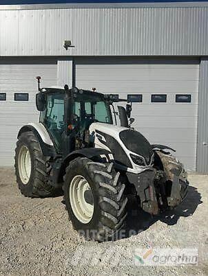 Valtra N134 H5 Traktori