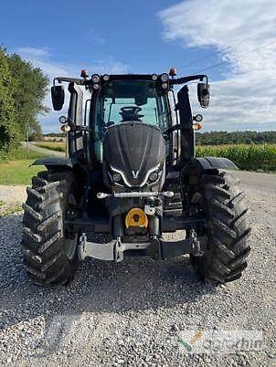 Valtra N135 DIRECT Traktori