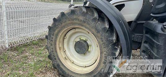 Valtra N135D Traktori
