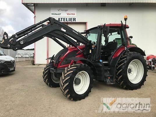 Valtra N154D Traktori
