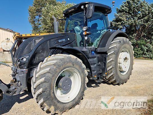 Valtra S394 Traktori