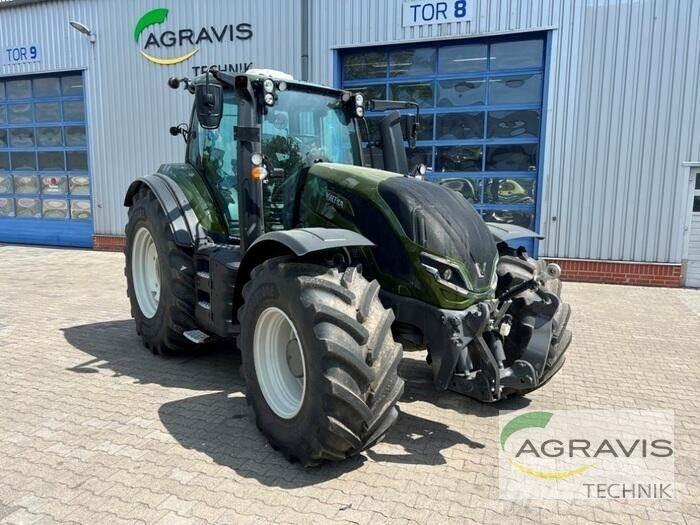 Valtra T 235 D 2A1 Traktori