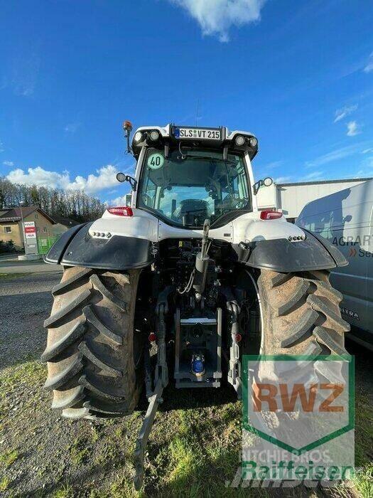 Valtra T215D Traktori