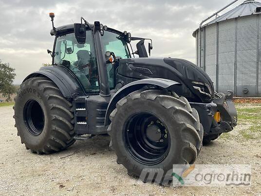 Valtra T215D Traktori
