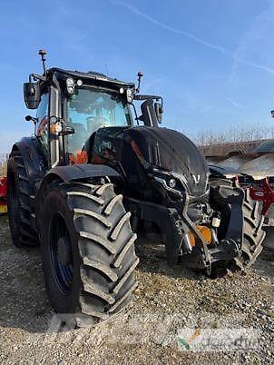 Valtra T235 Diect Traktori