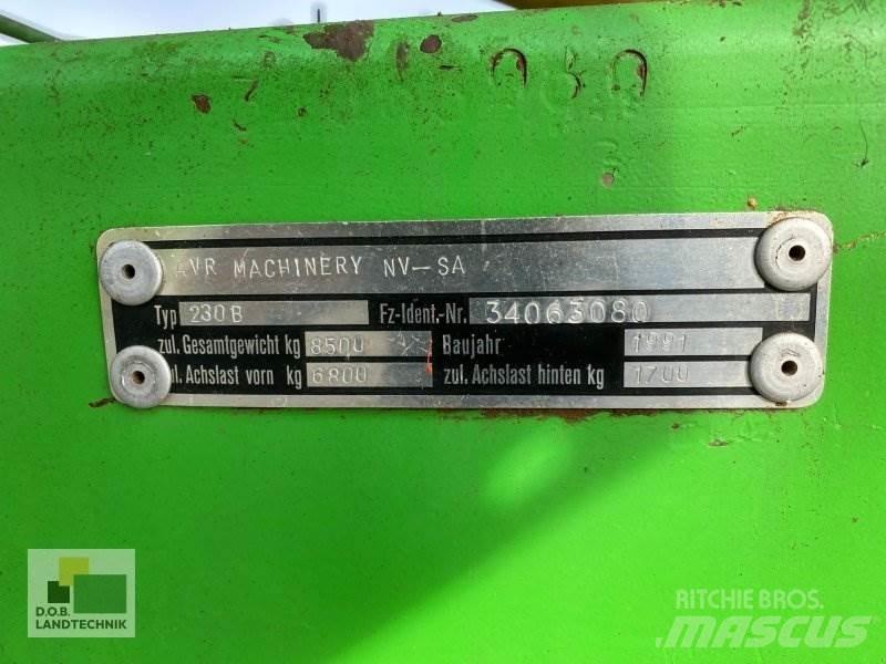 AVR 230 B Kombajni i kopači za krompir