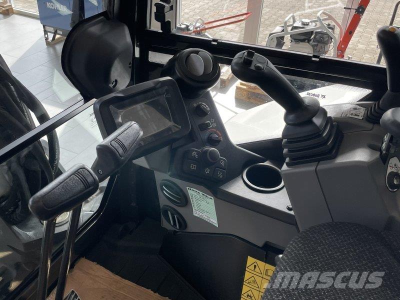 Bobcat E 60 Bageri točkaši