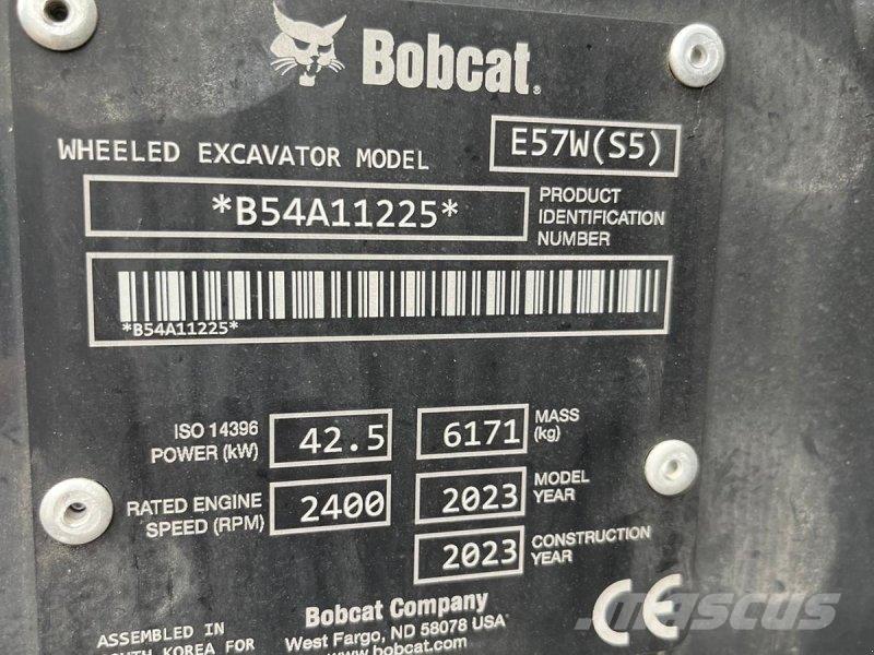Bobcat E57W Bageri točkaši