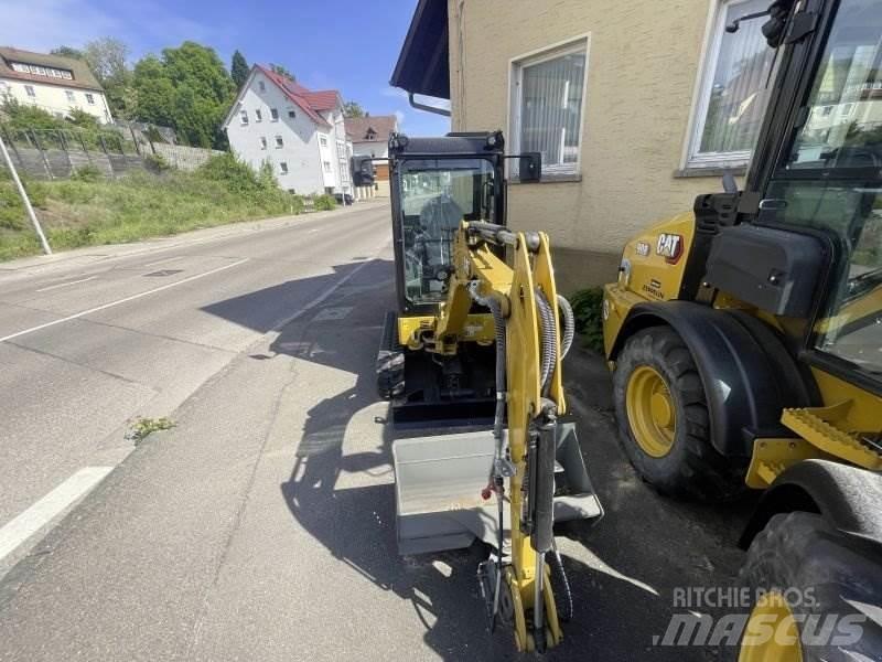CAT 302CR-05A Mini bageri < 7t
