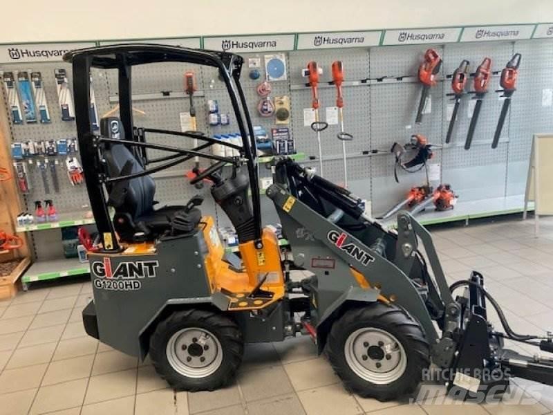 GiANT G1200 Skid steer mini utovarivači