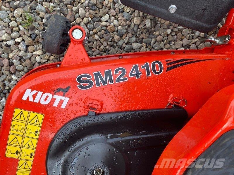Kioti CS 2520H Manji traktori
