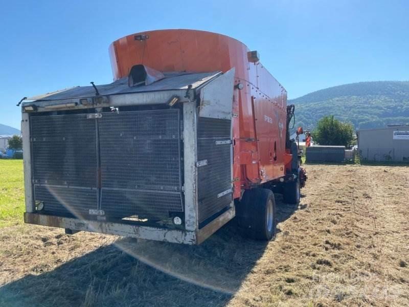 Kuhn SPW 25 Mešaona stočne hrane