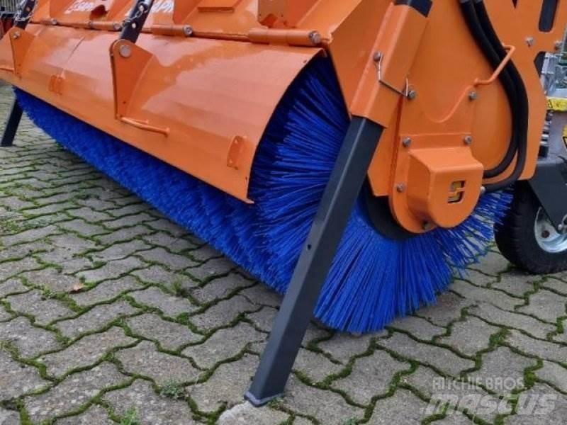 Saphir SKM 28 Mašine za čišćenje