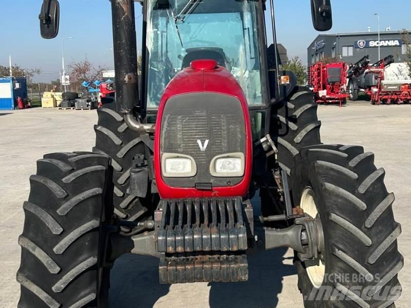 Valtra A93 H Traktori