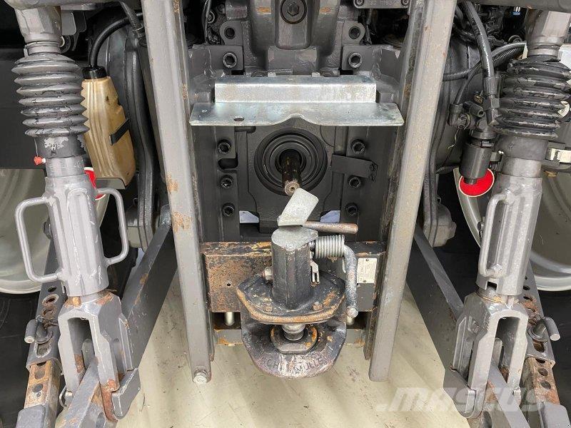 Valtra N154 Traktori